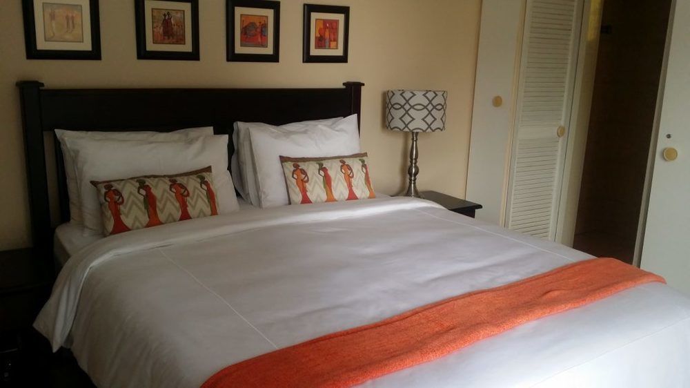 Sollunaa Guesthouse Sandton Dış mekan fotoğraf